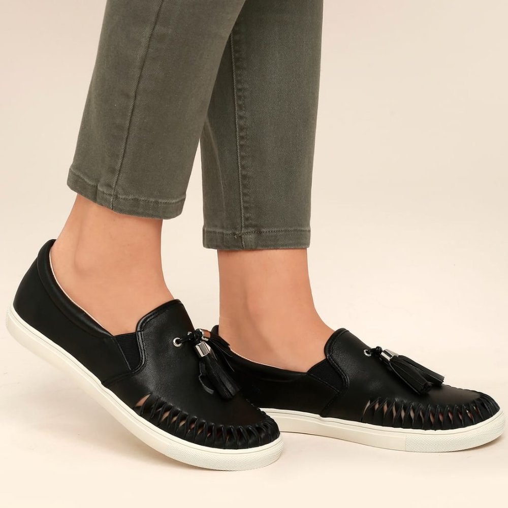 NWOB J/Slides Cheyenne Leather Tassel Sneakers